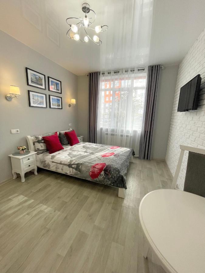 Apartment Studio Paris 2 Irpin Bagian luar foto