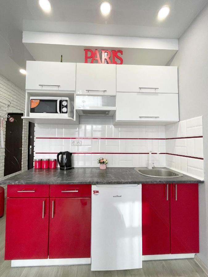 Apartment Studio Paris 2 Irpin Bagian luar foto