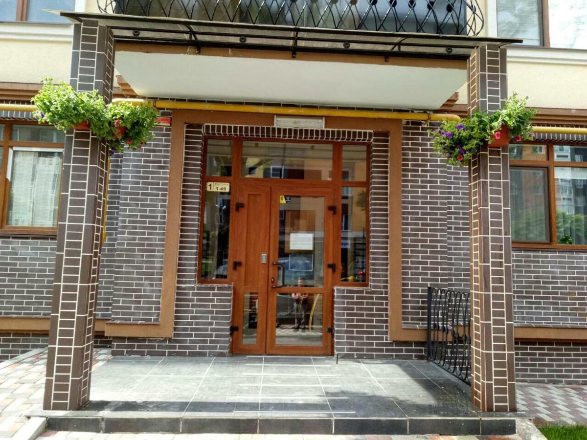 Apartment Studio Paris 2 Irpin Bagian luar foto